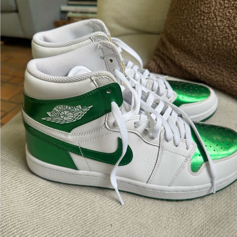 Jordan 1 High Golf Metallic Green Men's size 11